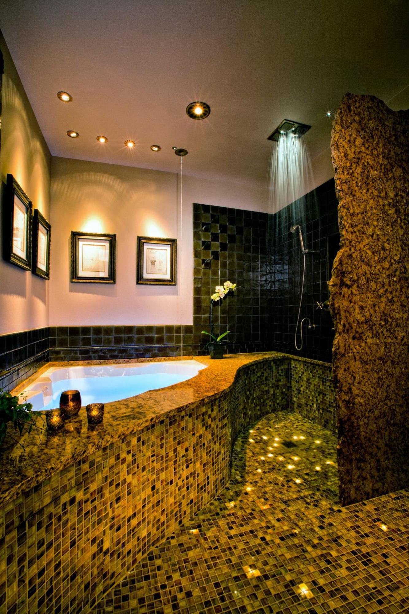 Bed & Breakfast 1900 On Montford 4*